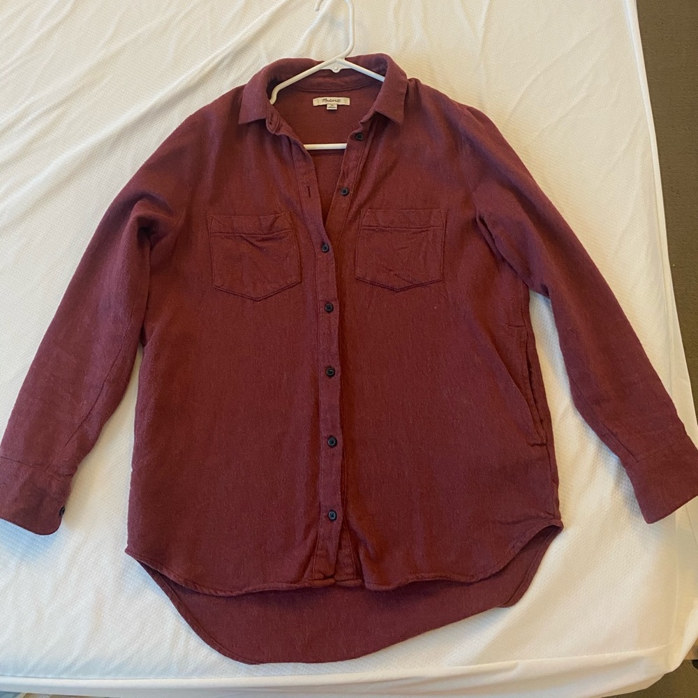 Madewell XS flannel in light burgundy.